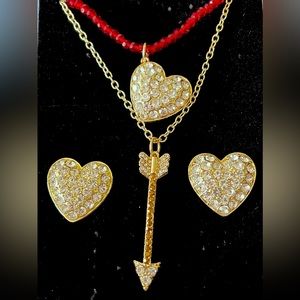 Heidi Daus CLIP 🆕4 piece heart set, 2 necklaces, 2 pendants & earrings